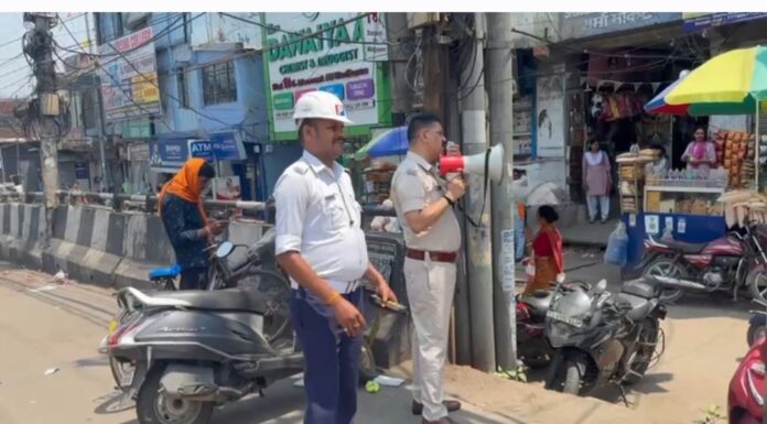 टाटा- कांडा मुख्य सड़क पर बाइक एवं चार पहिए वाहनों का पार्किंग करने पर दंडात्मक होगी कार्रवाई : राजू