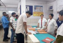 विभिन्न प्रखंडों में प्रखंड विकास पदाधिकारी एवं अंचल अधिकारियों द्वारा अपने अधीनस्थ स्वास्थ्य केंद्रों का किया गया निरीक्षण