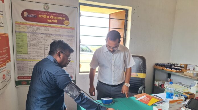 राजनगर प्रखंड के आयुष्मान आरोग्य मंदिर, किता का उपायुक्त ने किया निरीक्षण, स्वास्थ्य सेवाओं में लापरवाही पर सख्त कार्रवाई के दिए निर्देश