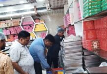 उपायुक्त के निर्देशानुसार रक्षाबंधन पर्व को लेकर आदित्यपुर एवं गम्हरिया क्षेत्र में मिठाई प्रतिष्ठानों का निरीक्षण, खाद्य पदार्थों की मौके पर हुई जांच