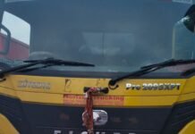 कपाली एवं चौका क्षेत्र में अवैध बालू लदा दो आईसर ट्रक को पड़कर चौका थाना एवं कपाली थाना को किया गया सुपुर्द