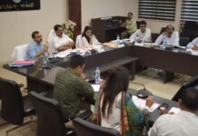 प्रमंडलीय आयुक्त की अध्यक्षता में SIR-2026 के तहत संचालित निर्वाचन कार्यों की समीक्षा, पात्र नए मतदाताओं का पंजीकरण सुनिश्चित करने का निर्देश